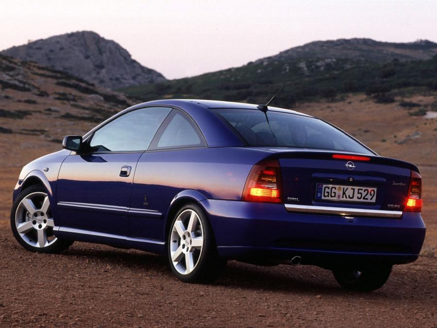  Opel Astra Coupe (G) 2000 года  (фото 37 из 42)
